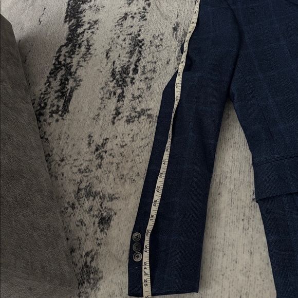 Jack Victor Navy Blue Plaid tailored suit - Picture 6 of 8